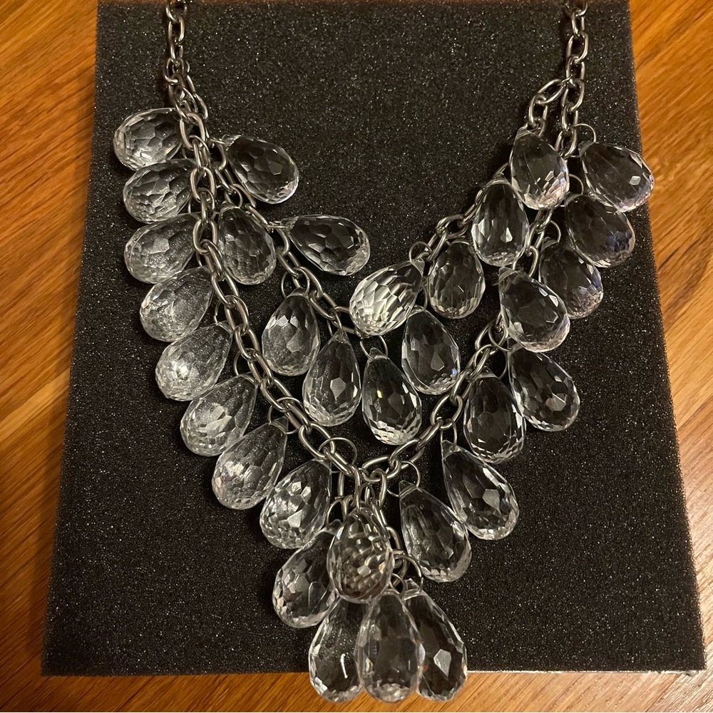 Chunky Traci Lynn Clear Bead Necklace – Elegant & Bold